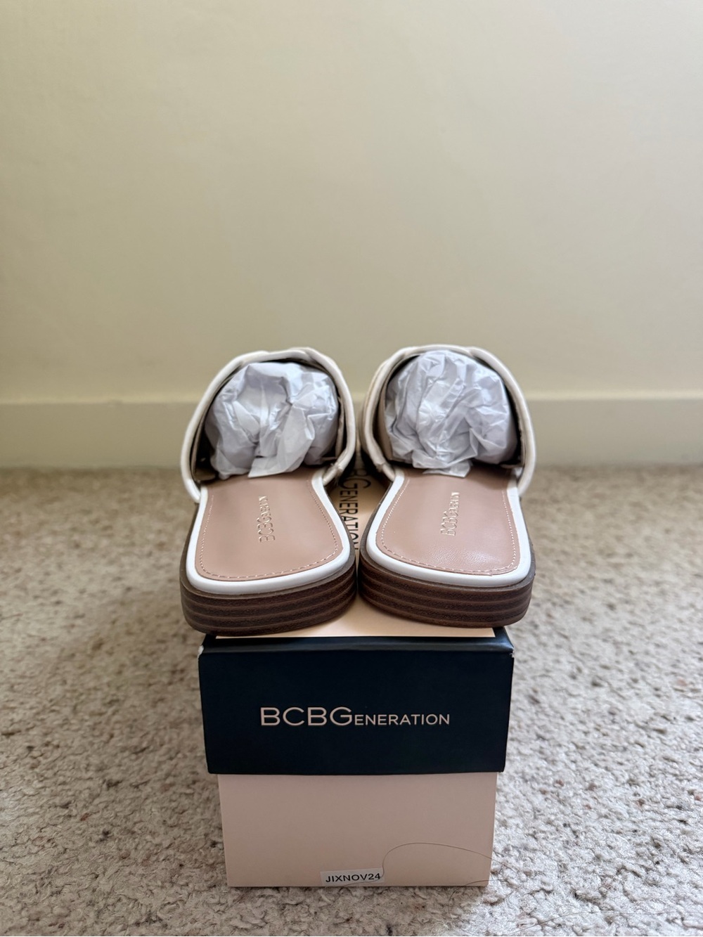 BCBGeneration Meltem-2 Natural Woven Slide Sandals Size 11 NEW - Picture 3 of 6